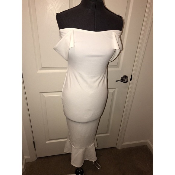 Strapless Midi Dress Size Medium, Sweetheart, Mermaid Hemline - Picture 2 of 9